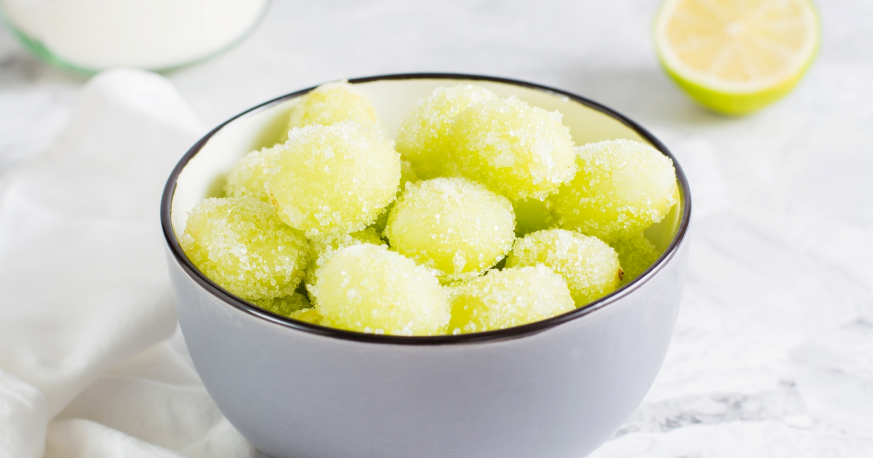 Volite kiselkaste okuse? Onda ćete obožavati najnoviji TikTok trend s kiselim voćem