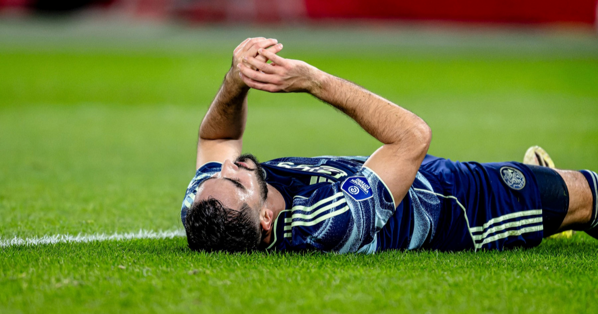 Navijači Ajaxa žestoko udarili na Šutala nakon debakla: Mora napustiti klub