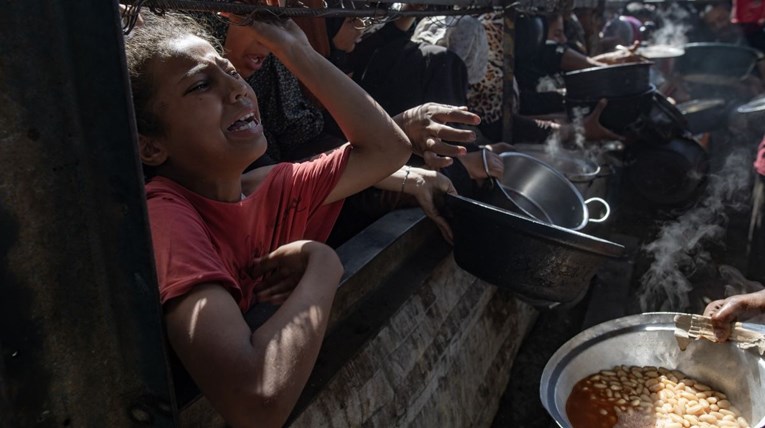 U Gazi ubijeno najmanje 40 ljudi. "Očekivali smo hranu, to je bila zamka"