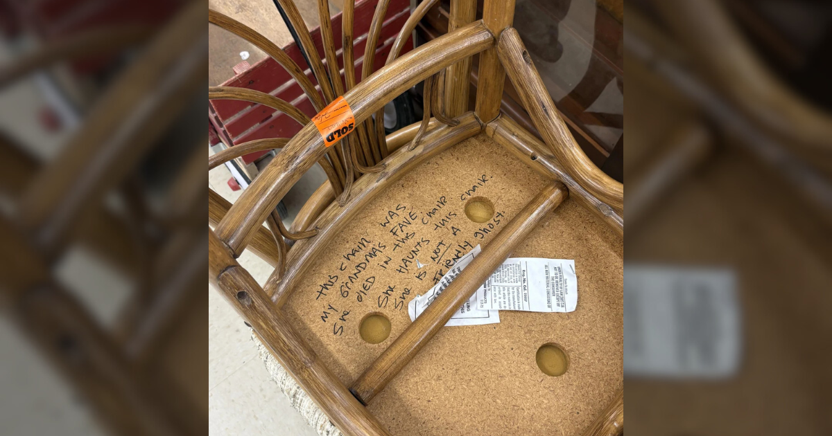 Žena u second handu pronašla drveni stolac s neočekivanom porukom 🫣