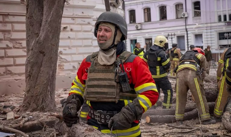 Žestok ruski udar, Trump se nada dogovoru i obećava bogatstvo. Oglasio se Kremlj