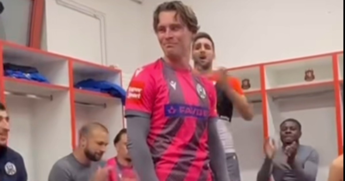 VIDEO Mudražija ide iz Lokomotive u Dinamo. Rasplakao se na oproštaju od suigrača