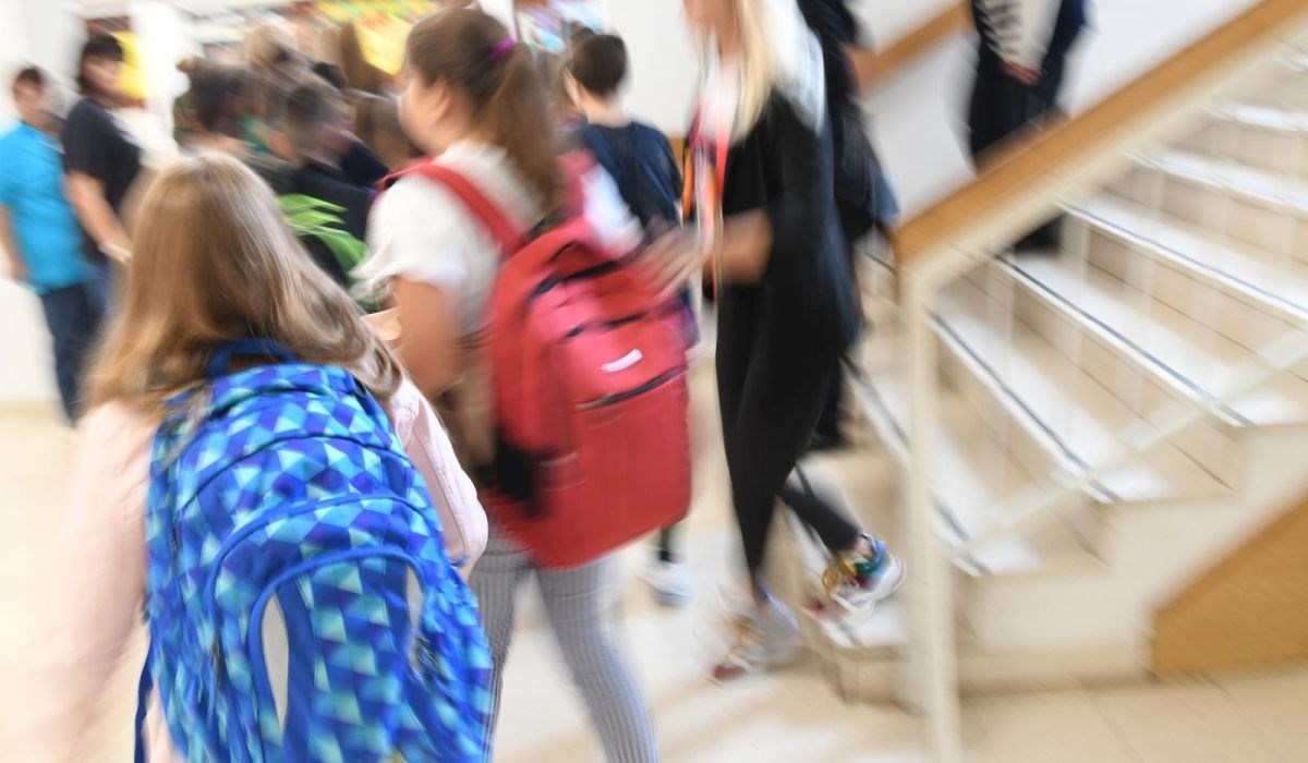 Zaštitar u Splitu prijavljen nakon što je navodno napao djecu. Više ne radi u školi