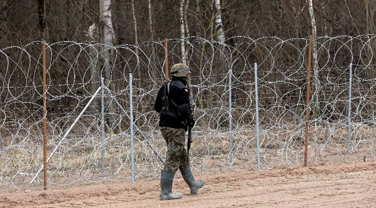 Dovršena ograda na granici Poljske i Bjelorusije, duga je gotovo 190 kilometara