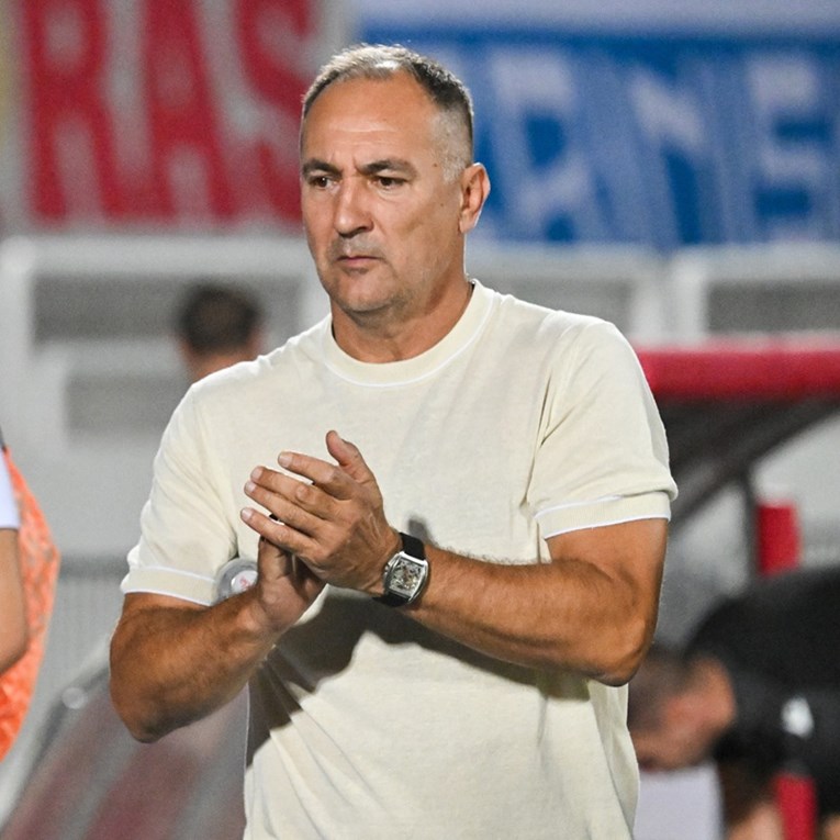 VIDEO Štimac i igrači Zrinjskog nakon pobjede u derbiju u busu pjevaju "Mare i Kate"