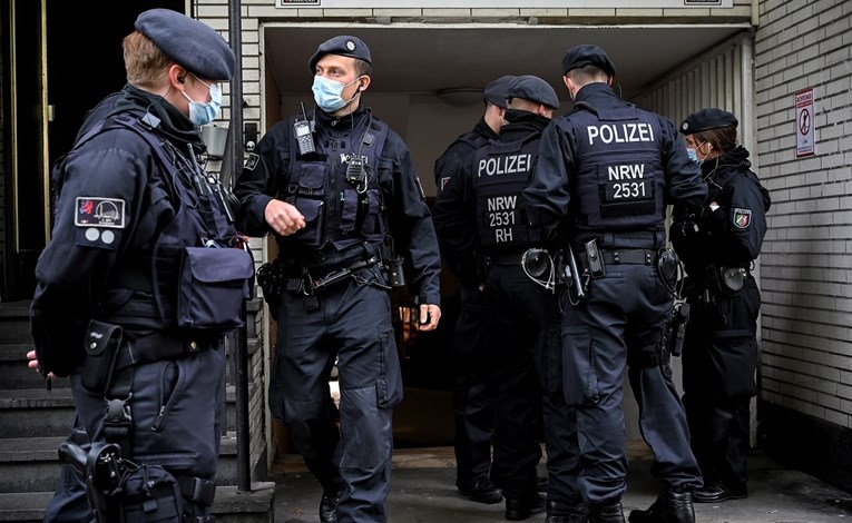 Ogromna racija u Njemačkoj, sudjeluje više od 1000 policajaca