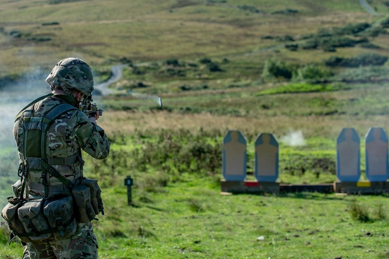 Zalutali metak s vojne vježbe pogodio djevojčicu u Južnoj Koreji