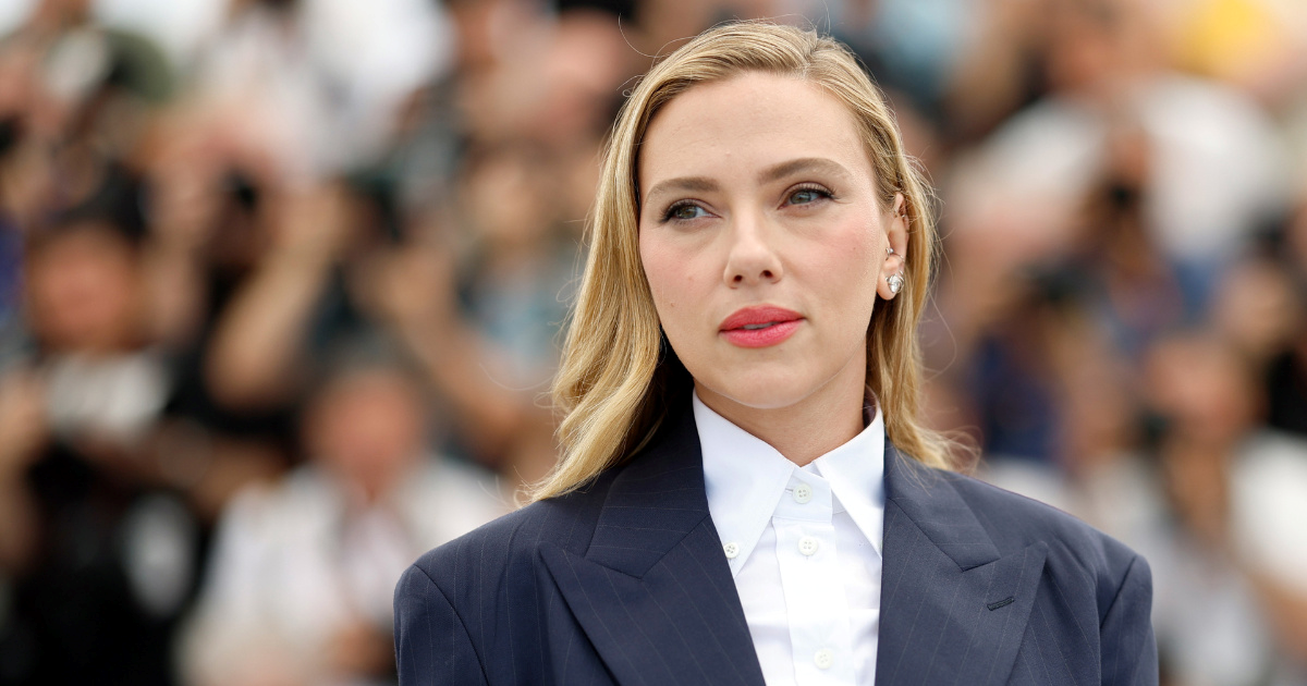 Scarlett Johansson otkrila da je prvi spoj s Colinom Jostom završio "čudno"