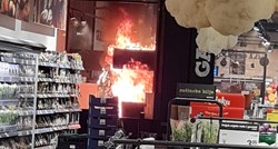 Zbog požara evakuiran Konzum u Zagrebu: "Plamen je bio do stropa"