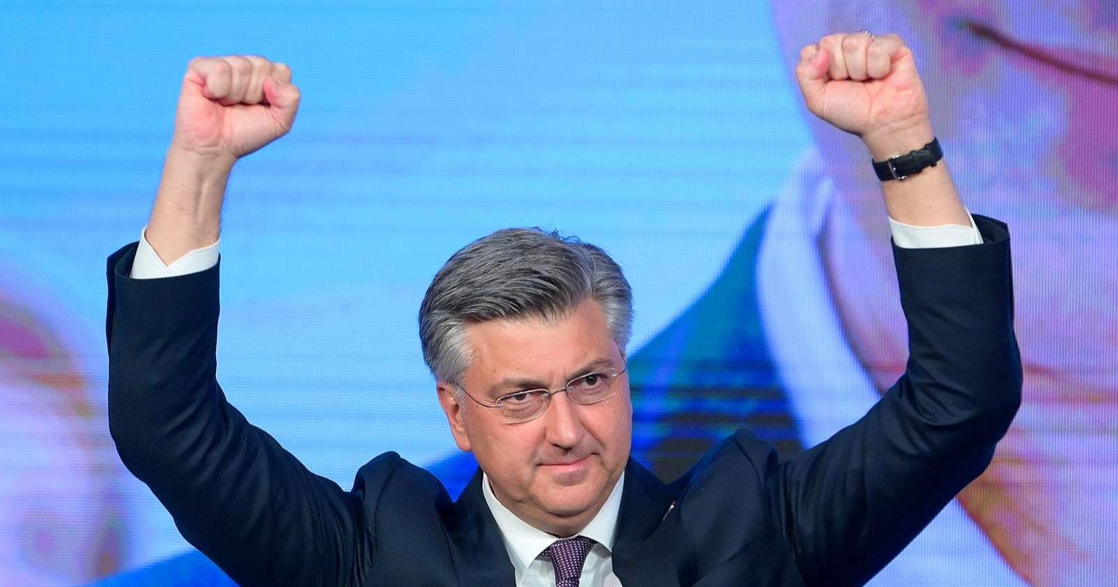 Plenković u stožer opet ušao uz pjesmu iz Rockyja