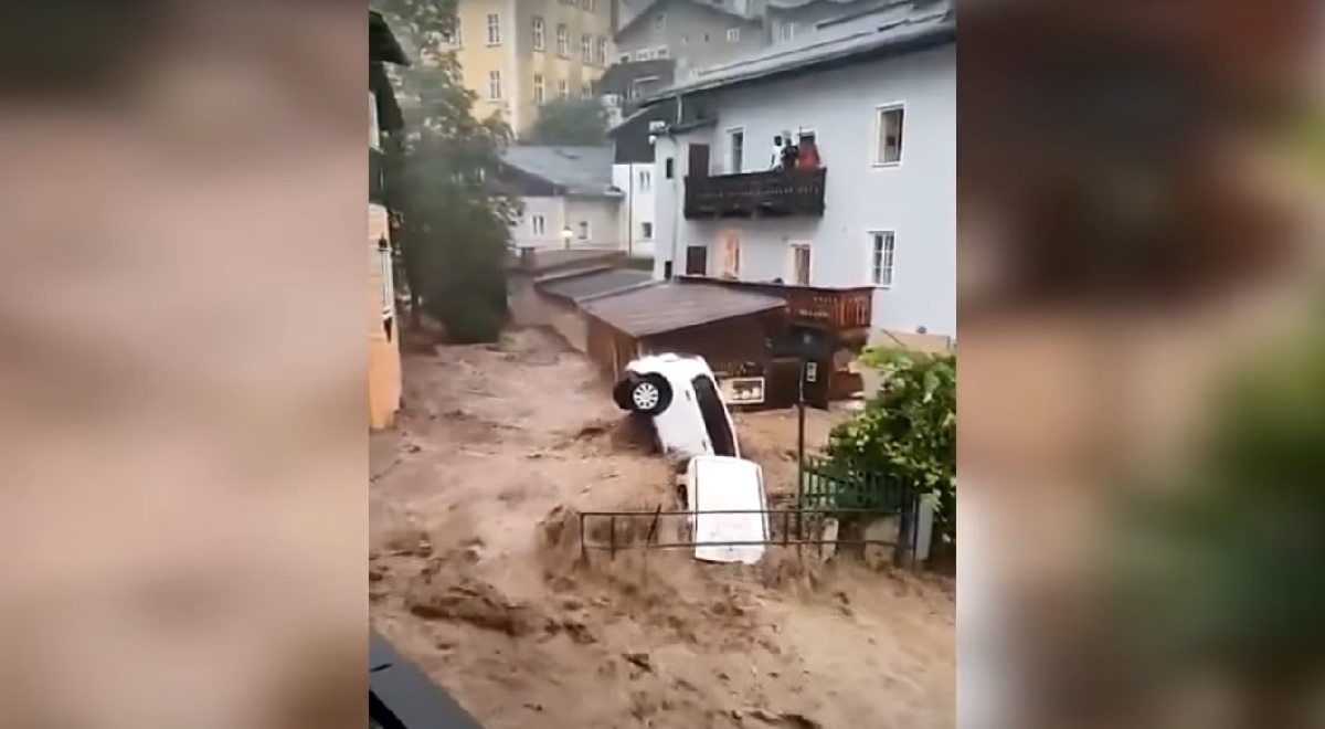 Nove velike poplave u Njemačkoj i Austriji, bujica nosila automobile