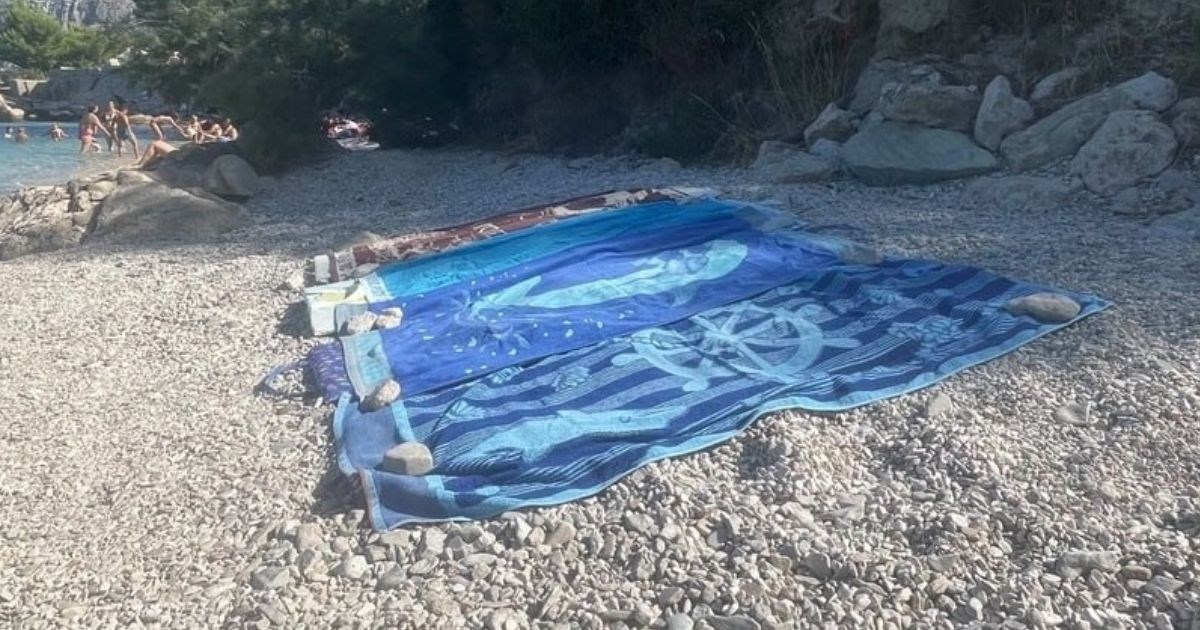 Prizor s jedne plaže u Dalmaciji izazvao raspravu: "Rezervacija vlastite nekretnine"