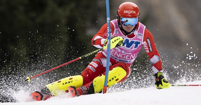 Kristoffersen pobijedio u slalomu u Wengenu, Zubčić 19.