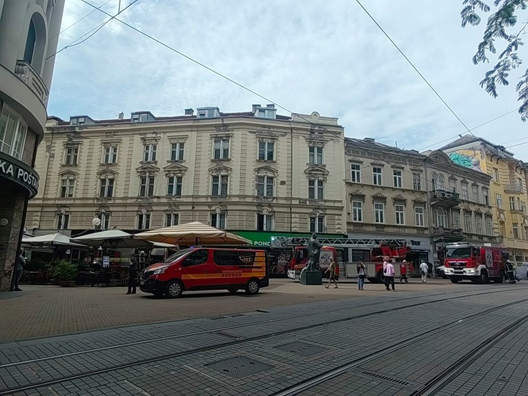 VIDEO Vatrogasci na terenu u centru Zagreba