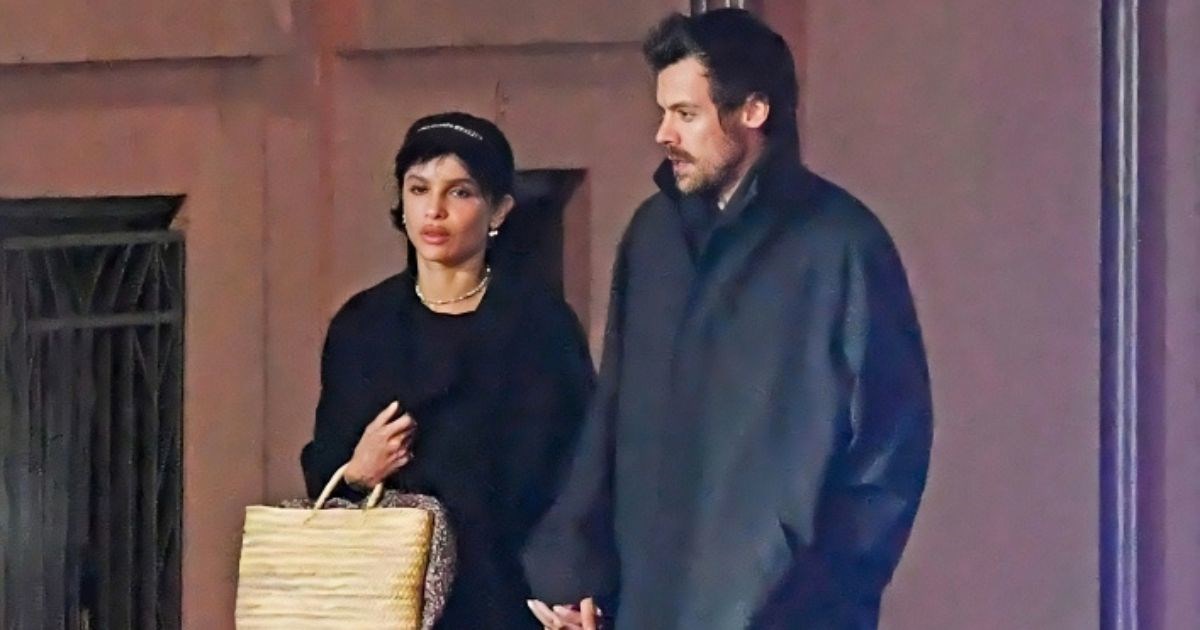 Zoe Kravitz i Harry Styles potaknuli su glasine o zarukama