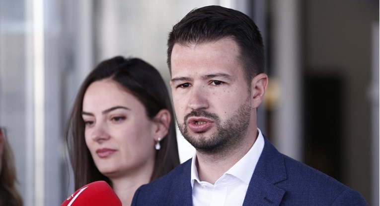 Izbori u Crnoj Gori: U drugi krug idu Đukanović i kandidat prosrpske stranke