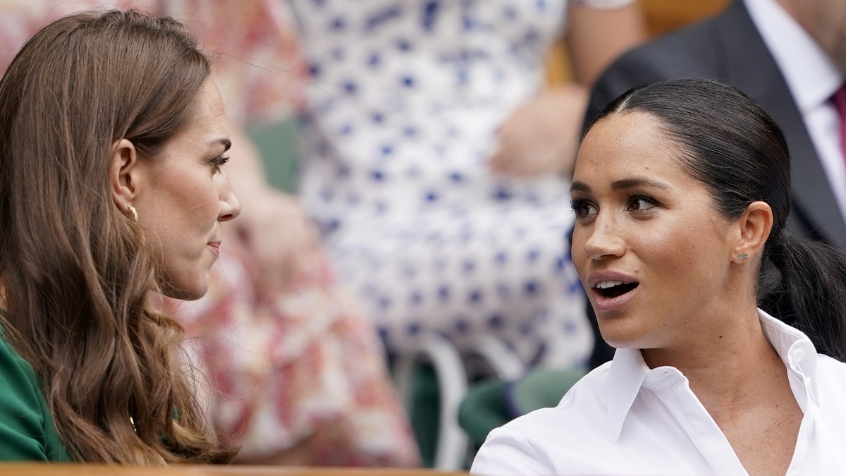 Nitko iz kraljevske obitelji nije morao napraviti ono što moraju Harry i Meghan