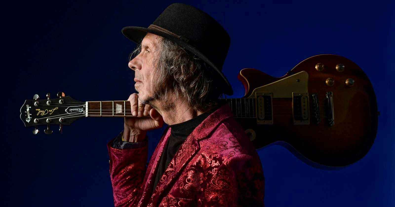 Pađen: Hladno pivo me bocnulo u pjesmi, da. Samo ne znam zašto oni naplaćuju ulaznice