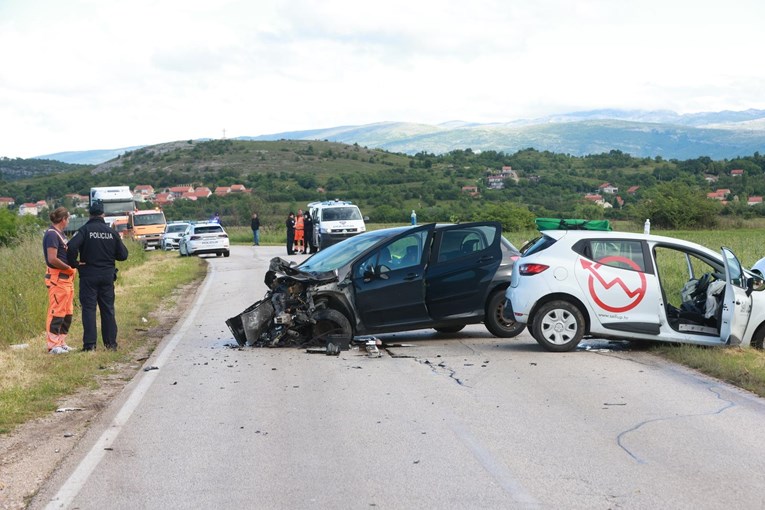 Nesreća kod Sinja, pet ozlijeđenih. Cesta opet otvorena