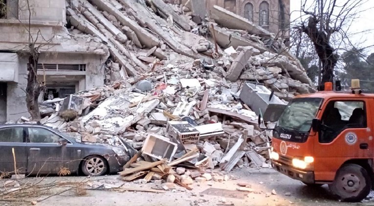 U Siriji nakon potresa zasad 326 poginulih, preko tisuću ozlijeđenih