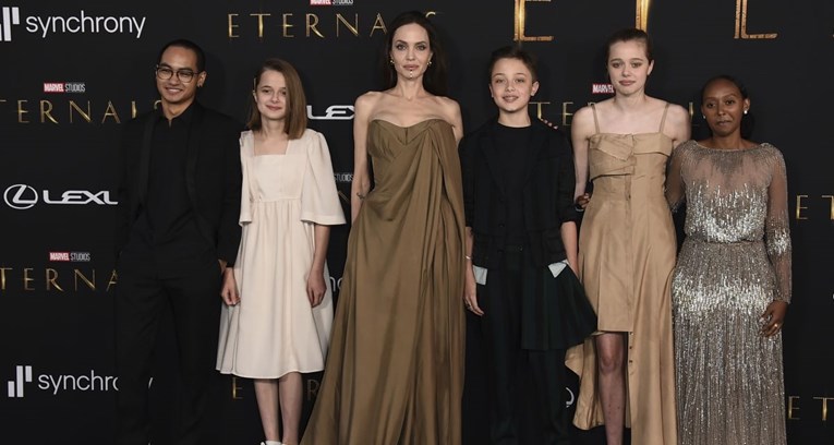 Haljina kćeri Angeline Jolie ukrala pažnju na crvenom tepihu, evo po čemu je posebna