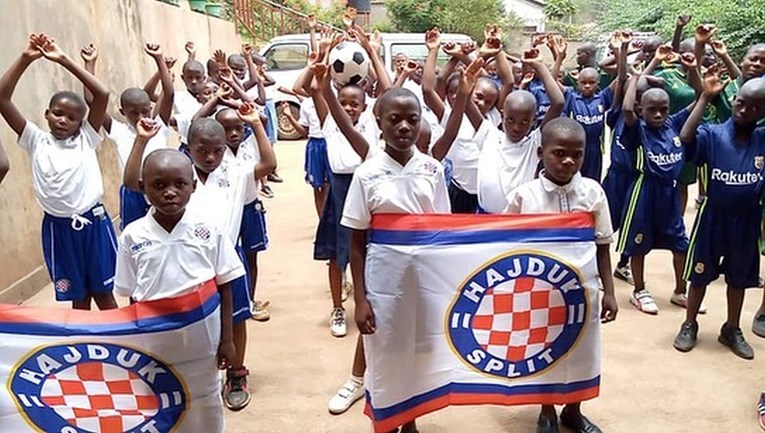 Hajduk donirao svoju opremu djeci iz Konga