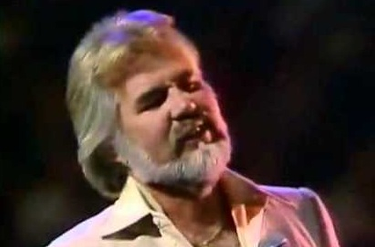 Preminula country legenda Kenny Rogers