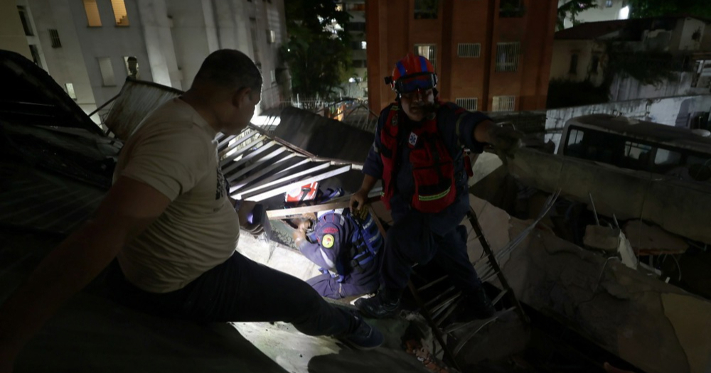 Caracas je u ruševinama, ljudi sami spašavali preživjele. "Antonio je živ"