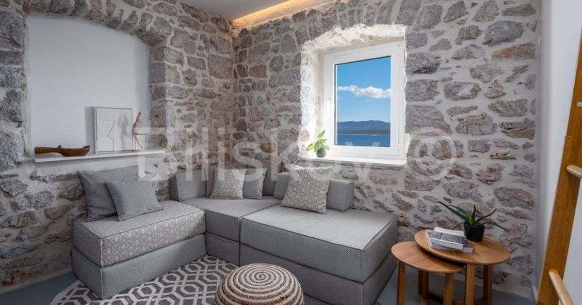 Stan od 19 kvadrata na Braču prodaje se za 152.800 eura. Pogledajte fotografije