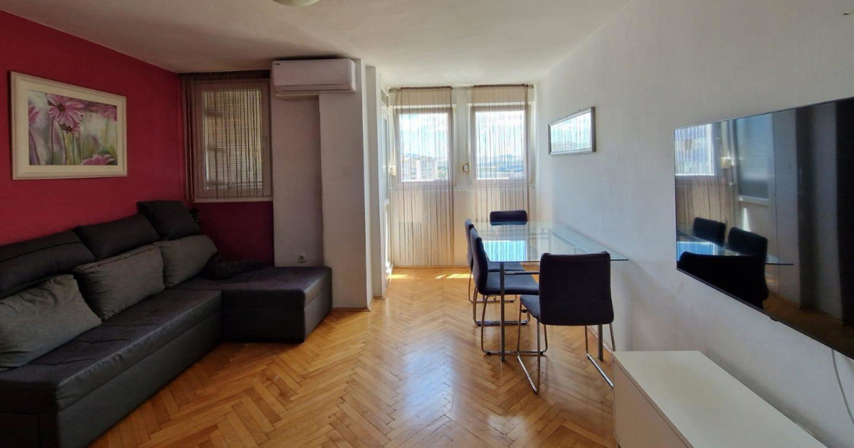 Prodaje se trosoban stan u Šibeniku s pogledom na more, pogledajte cijenu