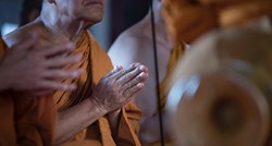 Svi redovnici tajlandskog budističkog hrama drogirali se kristalnim methom