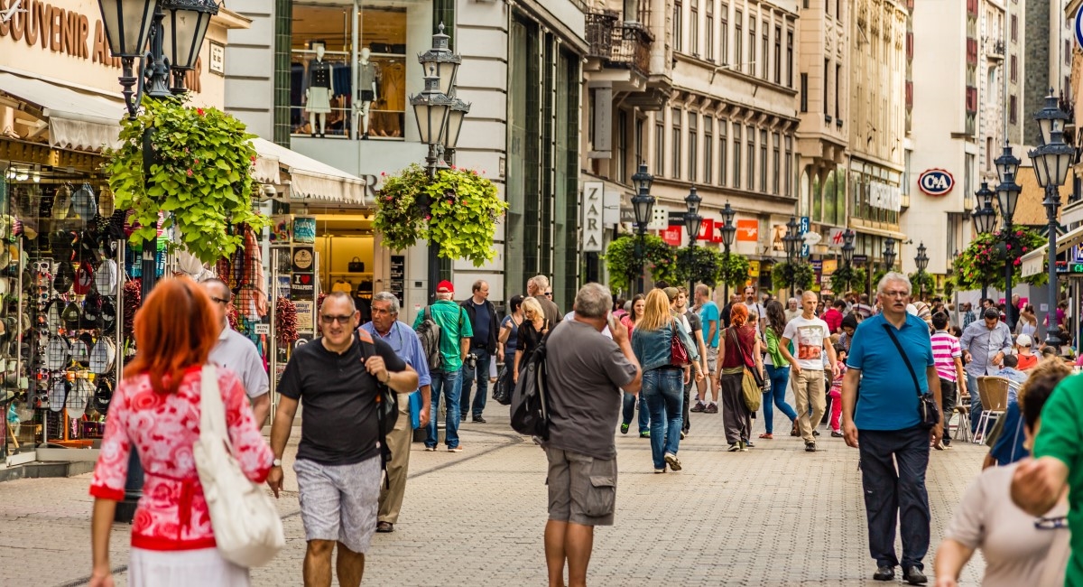 Mađarski BDP pao za 2.4%