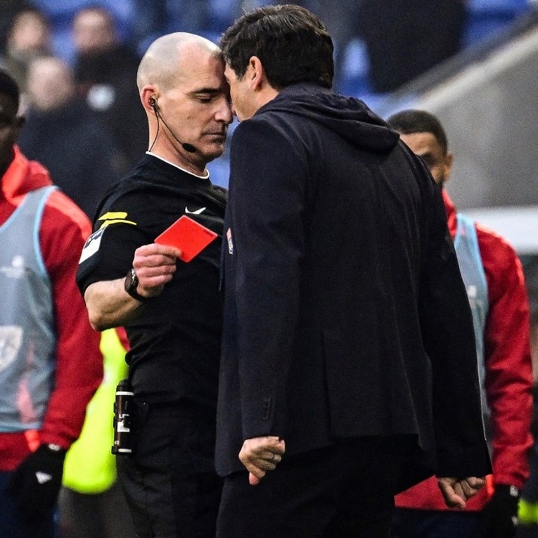 Pogledajte zbog čega je trener Lyona suspendiran na devet mjeseci