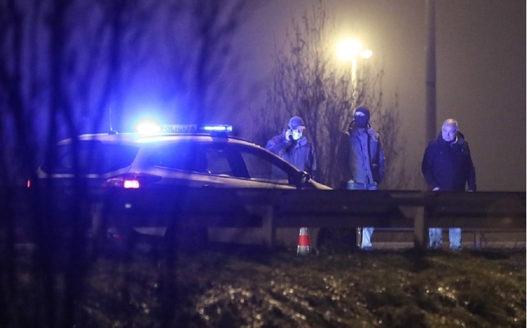 Auto sletio s ceste u Primoštenu, poginuo muškarac