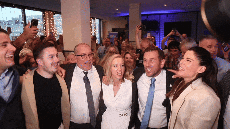 VIDEO I FOTO Pogledajte kako Šuta i splitski HDZ-ovci slave pobjedu