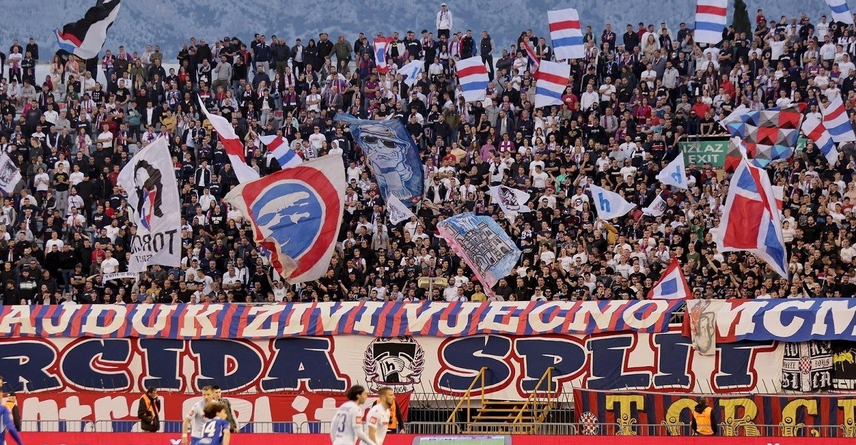 HNK Hajduk Split on X: [RASPRODANO‼️] Poljud je u potpunosti rasprodan za  utakmicu Hajduk - Rijeka koja se igra u nedjelju 30. srpnja na Poljudu.  Članovi i pretplatnici napunit će Poljud do