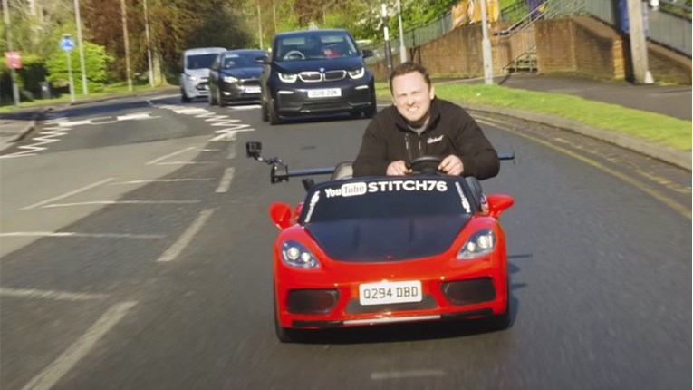 VIDEO Ovo je najmanji autić s kojim smijete na cestu