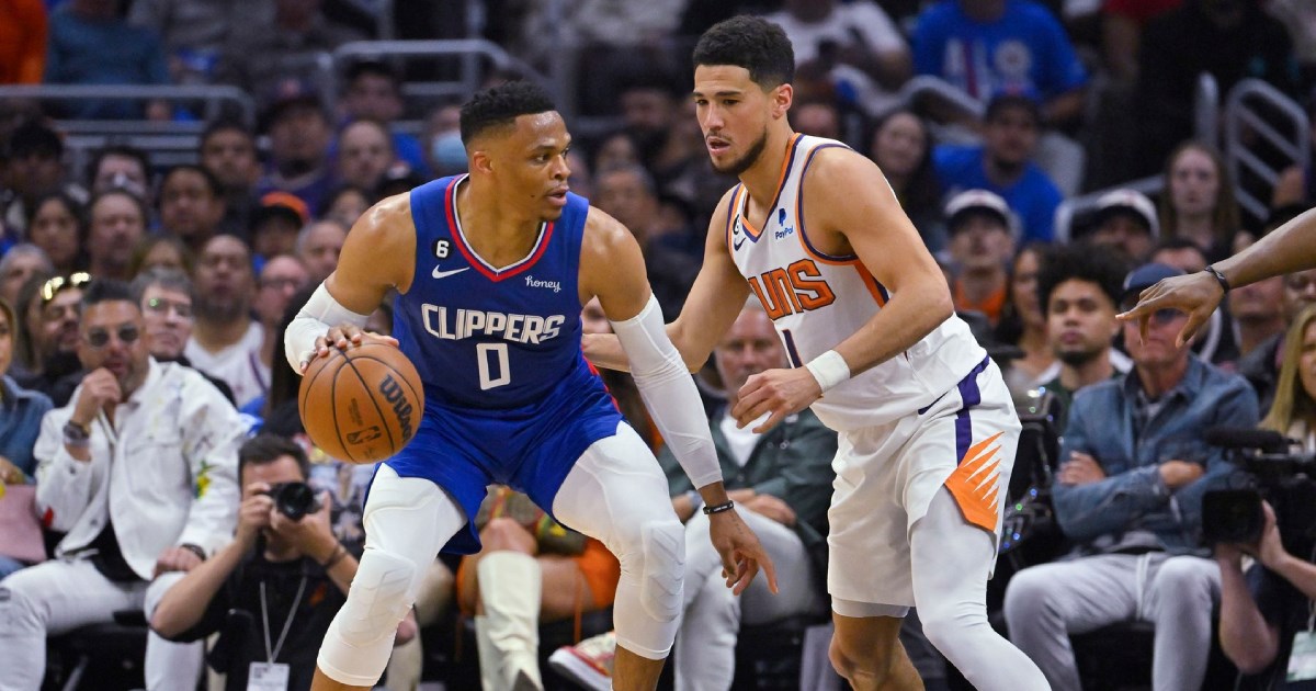 Fantastični Booker vodio Sunse do pobjede nad Clippersima. Zubac ubacio 6 poena