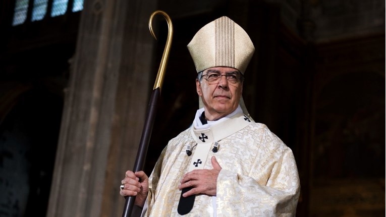 Pariški nadbiskup bio u vezi sa ženom? Papa prihvatio njegovu ostavku
