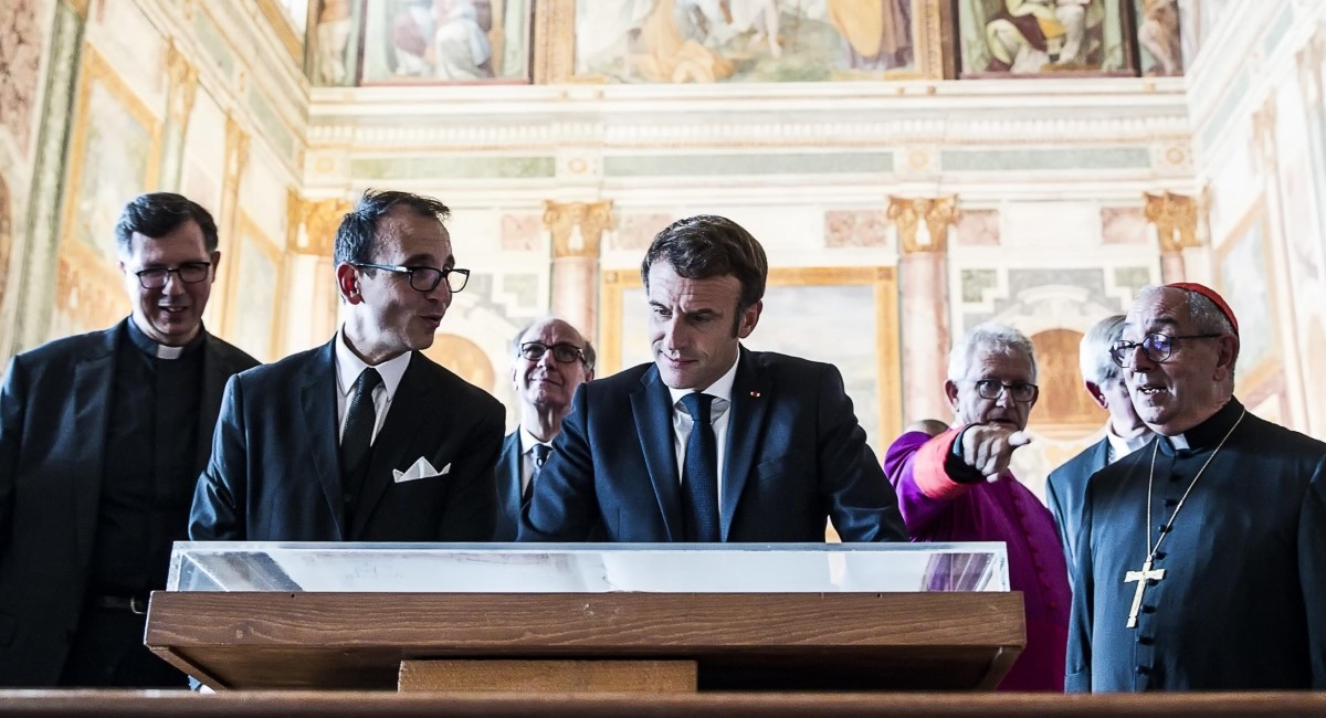 Macron će ići na Papinu misu: Idem kao predsjednik države, a ne katolik
