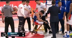 VIDEO Stravična ozljeda Vase Micića. Sa suzama u kolicima iznesen s terena