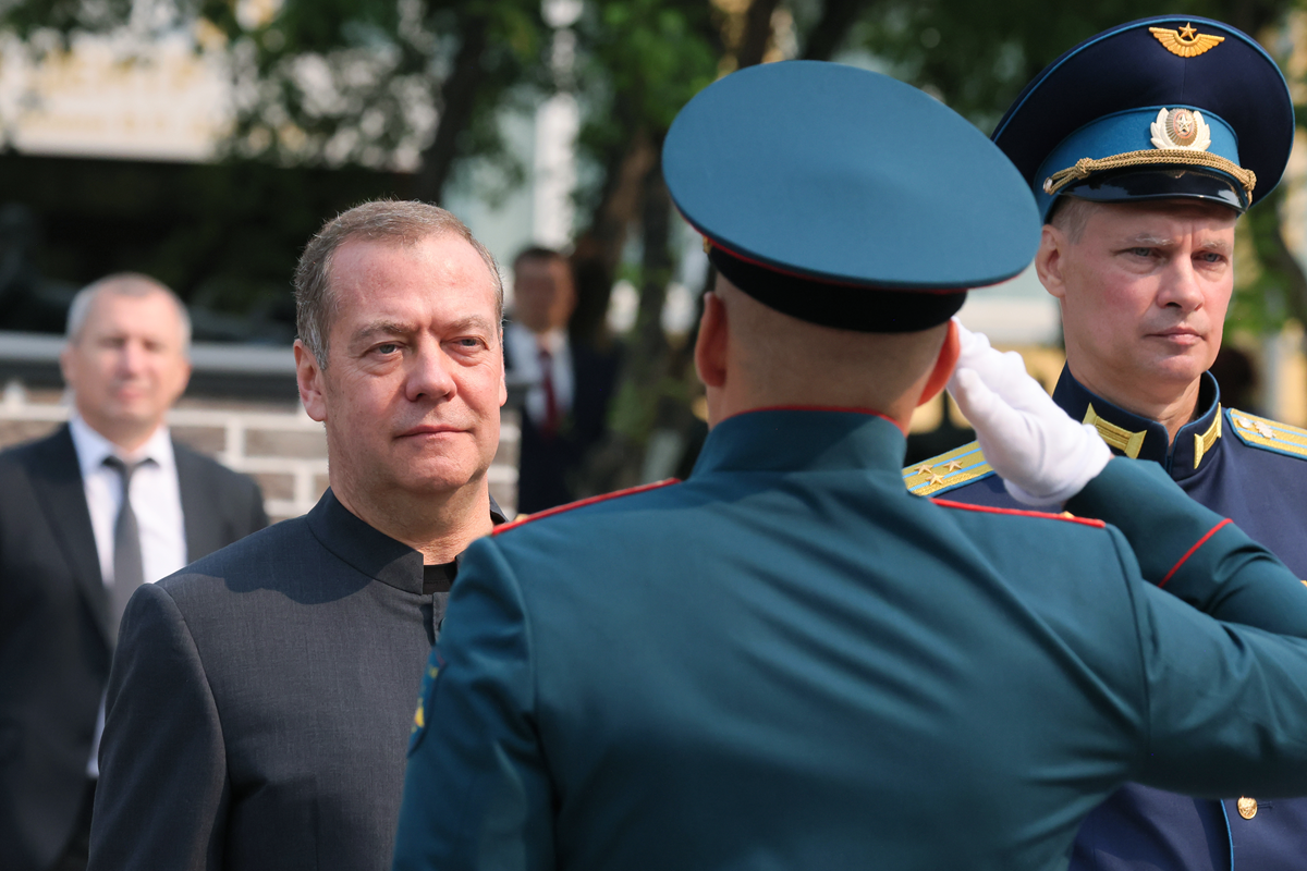 Medvedev o Ukrajini: 'Zelena uš je bijesna'