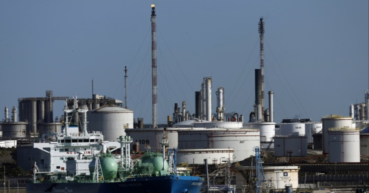 IEA: Europske rafinerije zbog blokade Hormuza prodaju gorivo s gubitkom