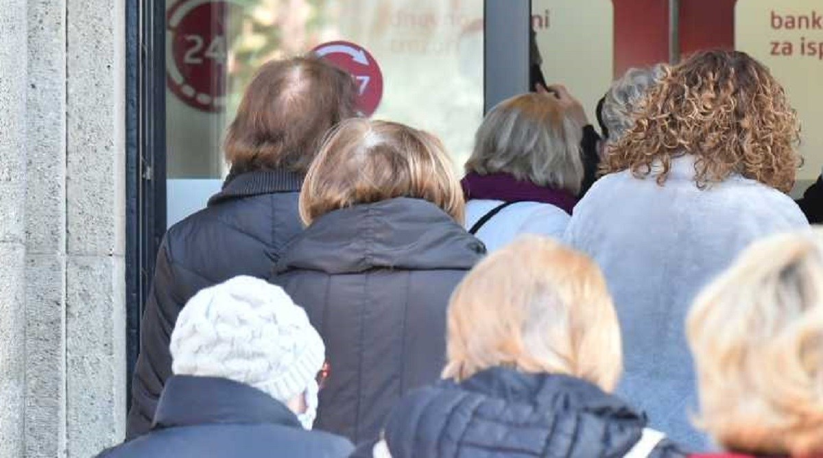 Zadnji dani kune. "Bila sam na pet bankomata, nije bilo novca"