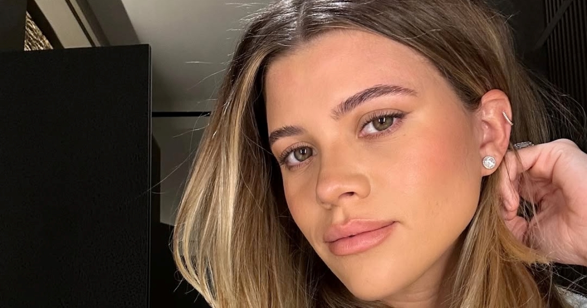 “Ovo nije reklama”: Sofia Richie otkrila maskaru bez koje ne može