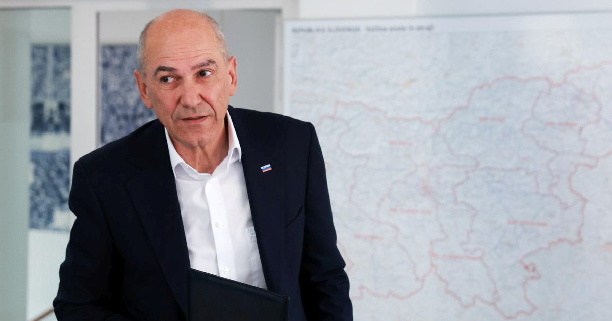 Janša potpisao koaliciju. "Svatko tko nije protiv nas, može biti s nama"
