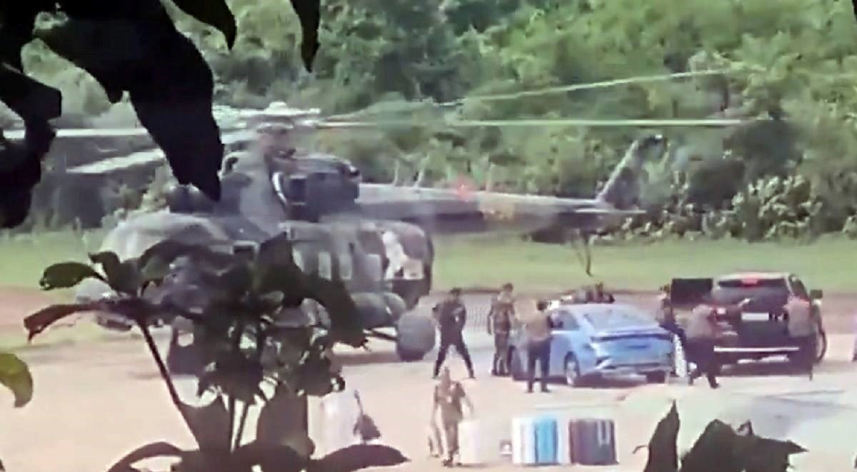 VIDEO Premijerka Bangladeša pobjegla helikopterom iz zemlje, upali joj u palaču