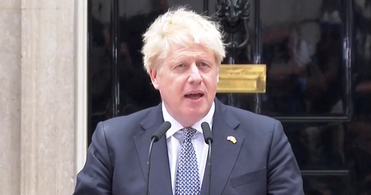 Johnson podnio ostavku. Ostaje premijer dok se ne nađe novi šef torijevaca