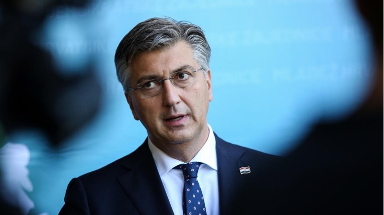 Plenković: Nitko nije zadovoljan brzinom obnove, ali ministar Horvat se trudi