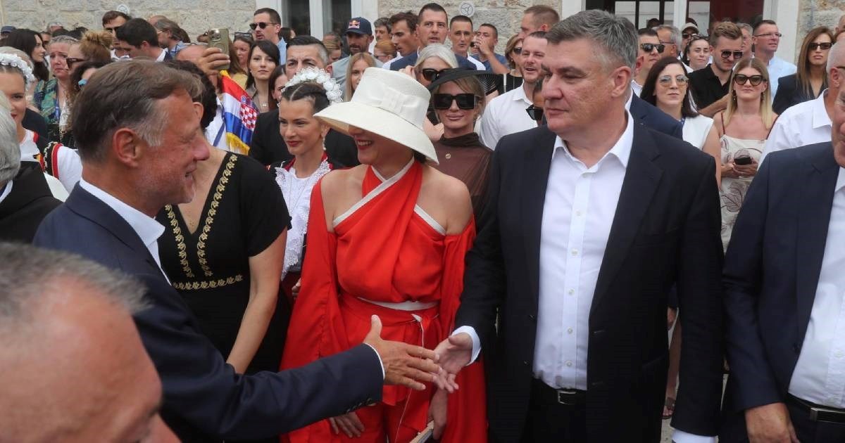 Sanja Musić Milanović u Sinju zablistala u nesvakidašnjoj modnoj kombinaciji